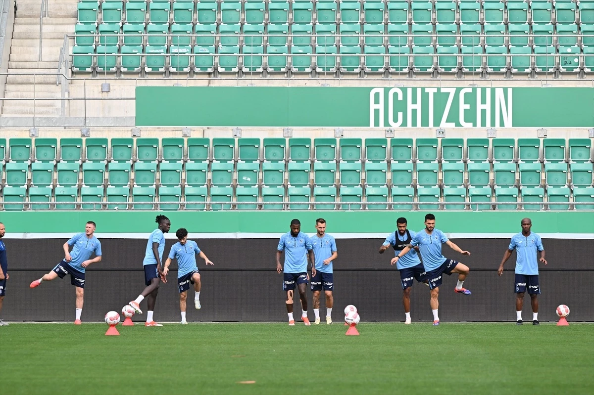 Trabzonspor, Rapid Wien maçının hazırlıklarını tamamladı