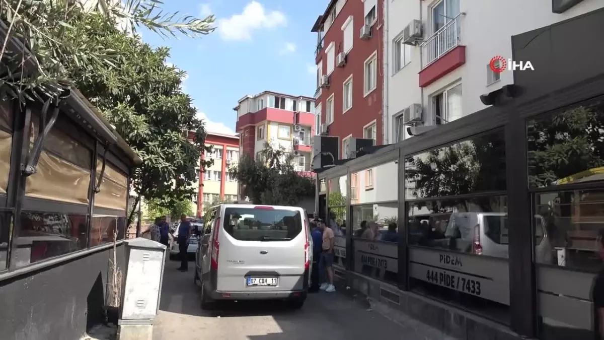 Kumar Borcu Olan Aşçı, Mutfakta Ölü Bulundu