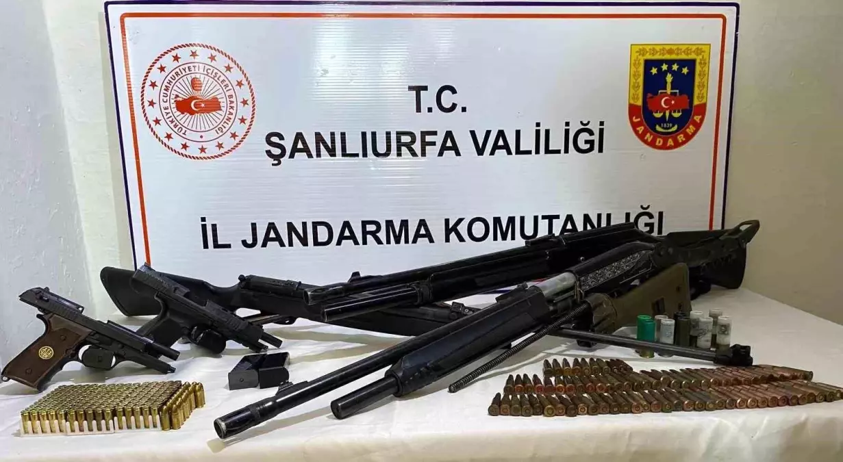 Siverek’te Asayiş ve Narkotik Operasyonunda Silah ve Uyuşturucu Ele Geçirildi