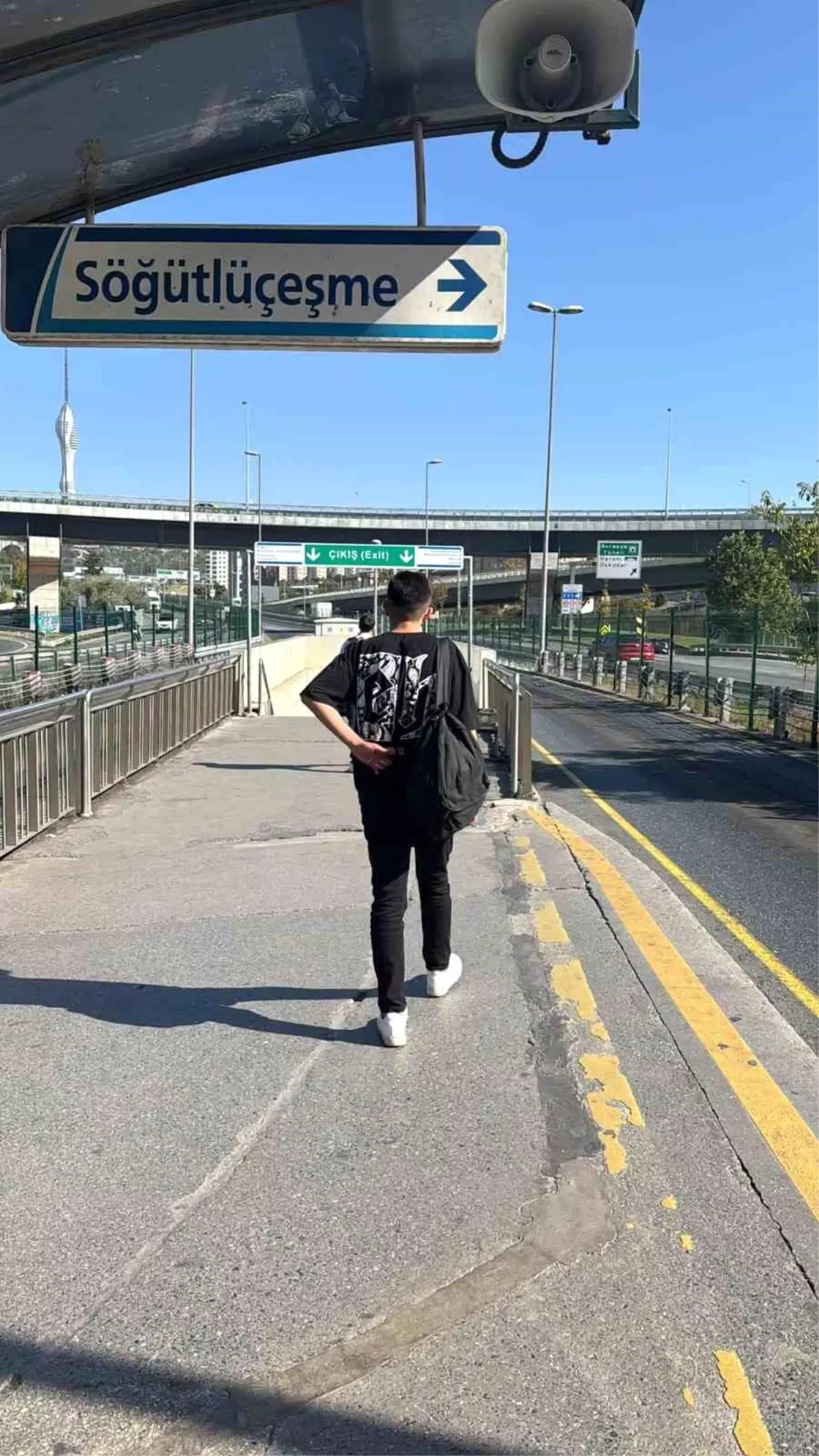 İstanbul’da Metrobüste Taciz Olayı: Şüpheli Vatandaşlar Tarafından Darp Edildi