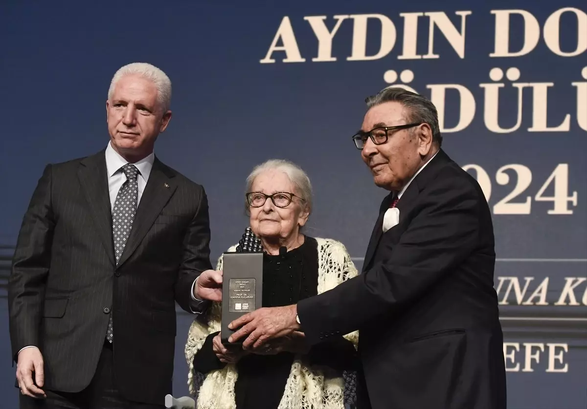 28. Aydın Doğan Ödülü Prof. Dr. İoanna Kuçuradi’ye Verildi