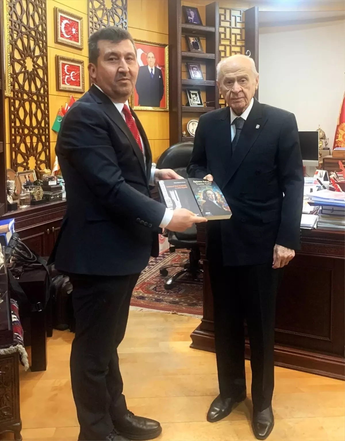 Prof. Dr. Musa Kazım Arıcan, MHP Genel Başkanı Bahçeli’yi Ziyaret Etti