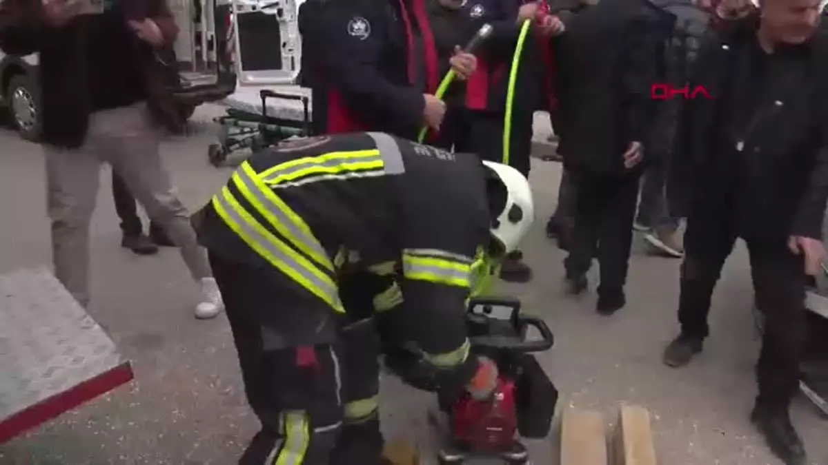 Elazığ’da Motosiklet ve Otomobil Çarpıştı: Kurye Ağır Yaralı