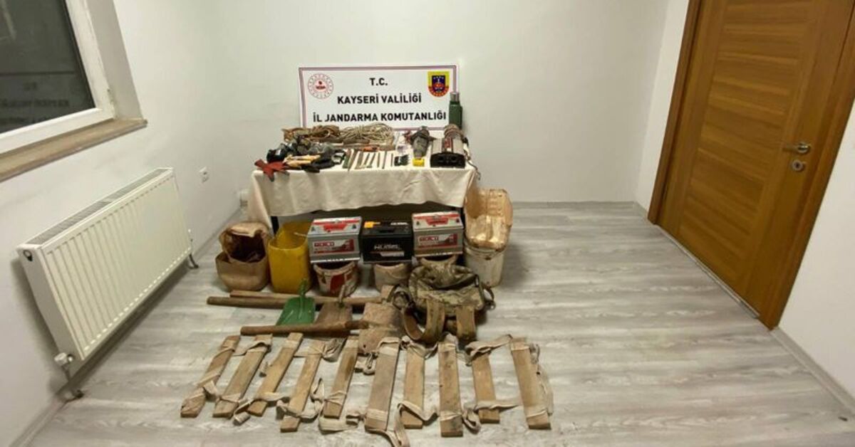 Kayseri’de sit alanı tümülüste define arayan 4 kişi yakalandı