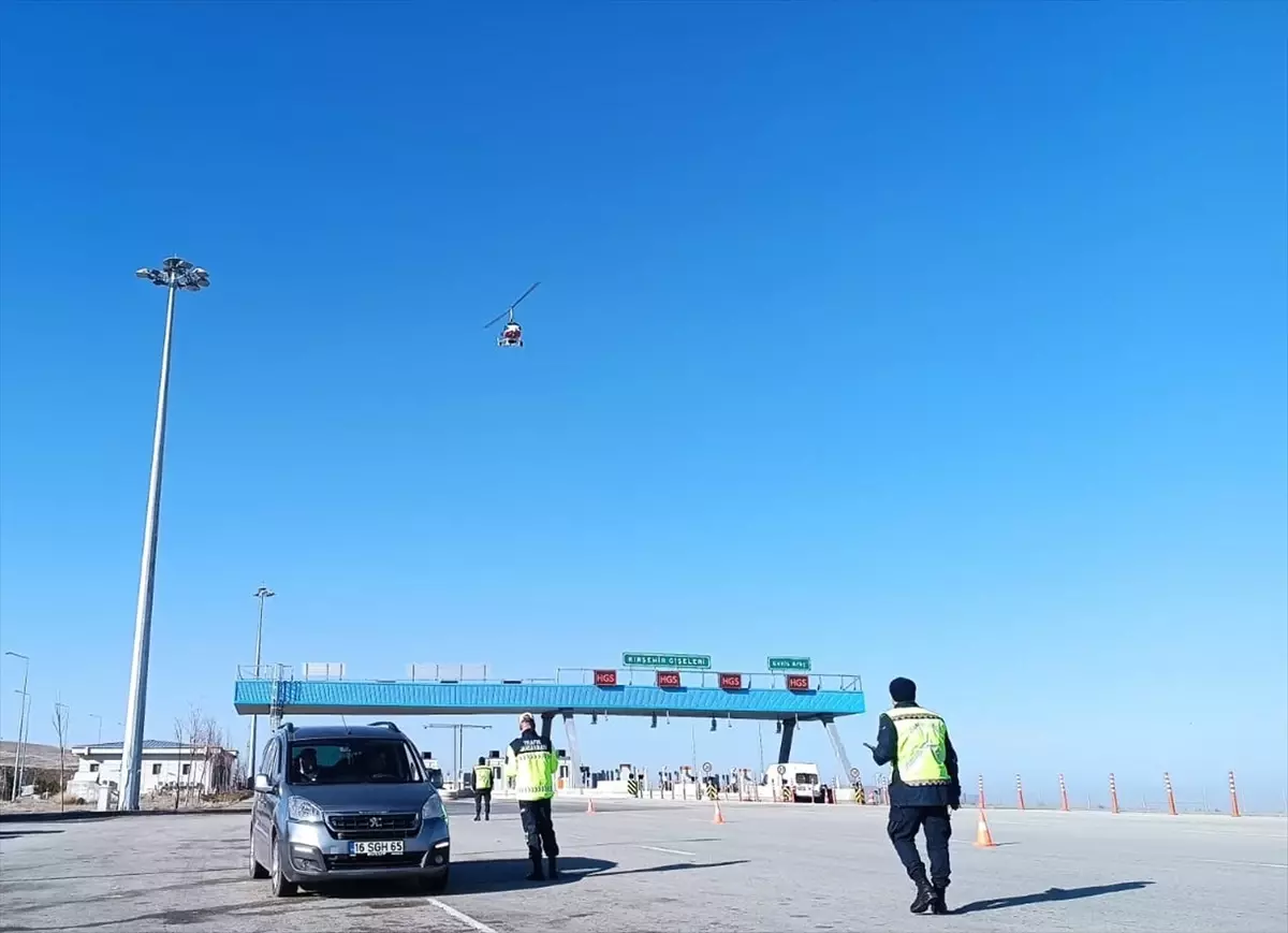 Kırşehir’de Cayrokopterli Trafik Denetimi