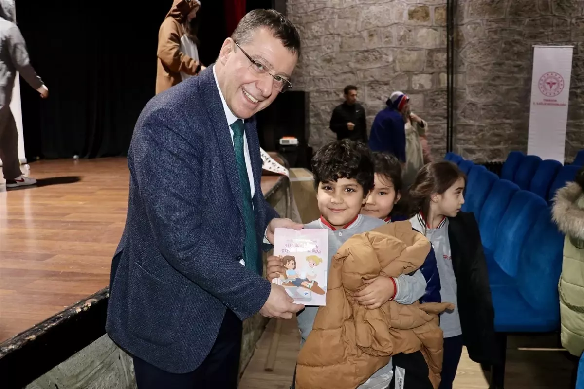 Diş Sağlığı İçin Yeni Kitap Tanıtıldı