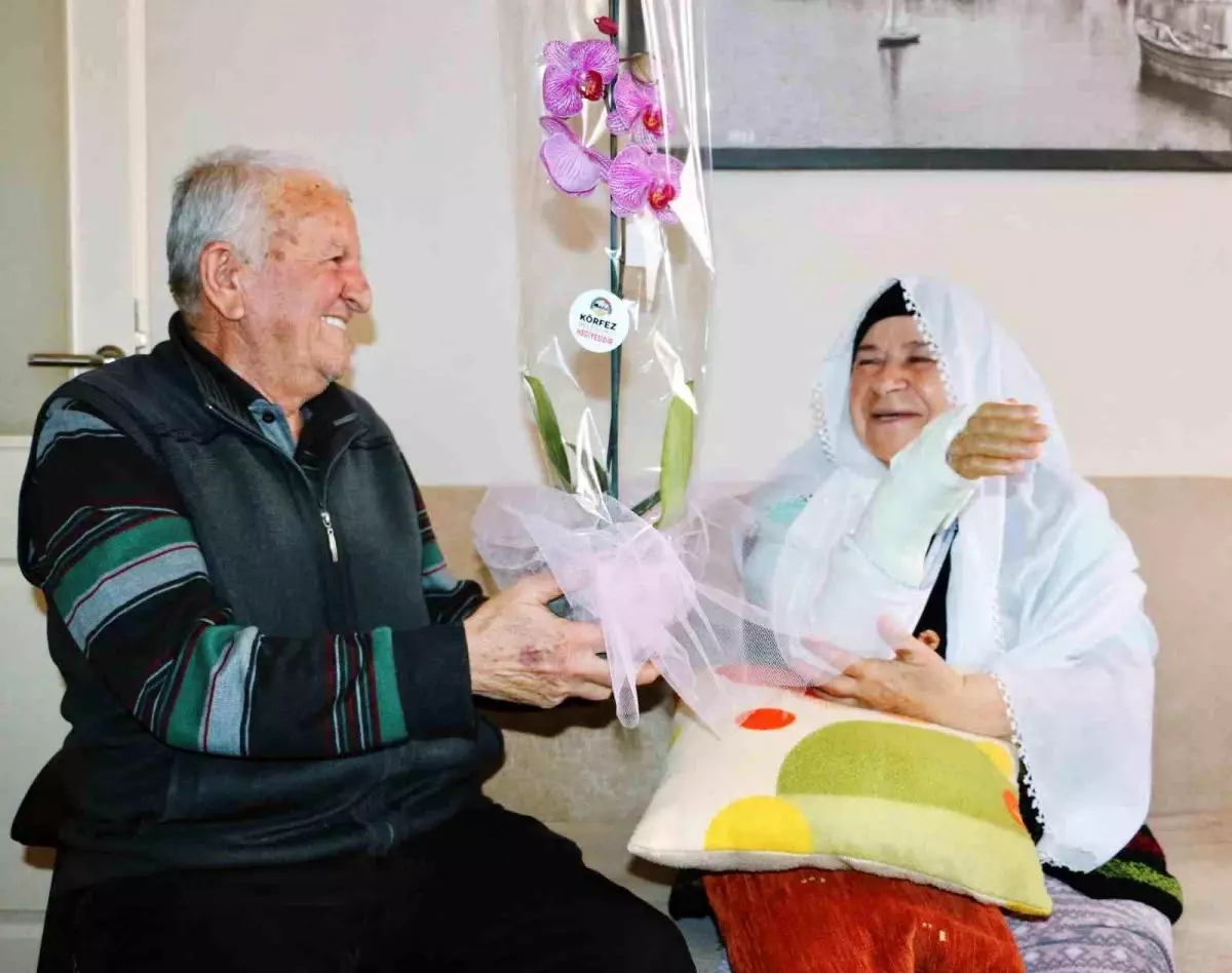 Kocaeli’de 50 Yıllık Çiftlere Sevgililer Günü Hediyesi