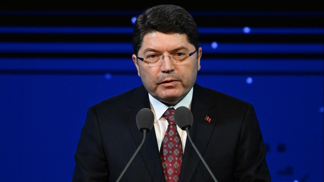 Bakan Tunç: CHP’nin izlediği yol, yol değil