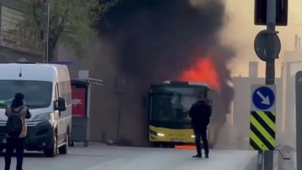 Ümraniye’de korku dolu anlar: İETT otobüsü alev alev yandı!